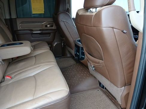 Used 2022 RAM 2500 Limited image 27