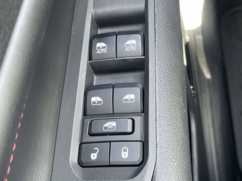 Used 2023 Jeep Compass Trailhawk w/ Trailer Tow Group image 23