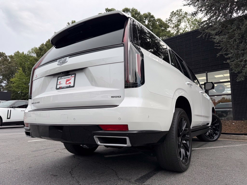 Used 2021 Cadillac Escalade Premium Luxury Platinum w/ LPO, Radiant Package AWD/4WD image 13