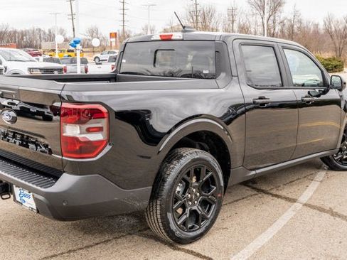 New 2026 Ford Maverick Lariat w/ Black Appearance Package image 3