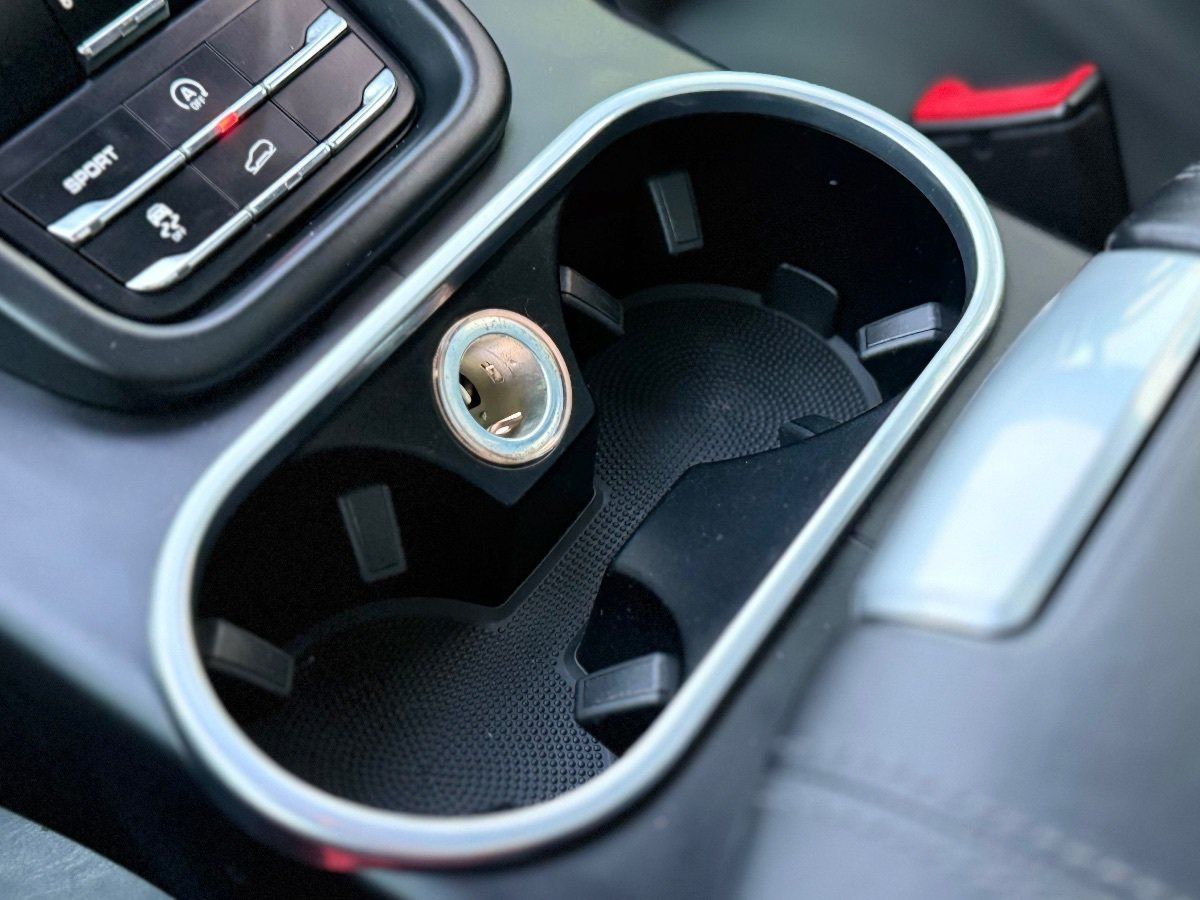 Used 2014 Porsche Cayenne Turbo S AWD/4WD image 33
