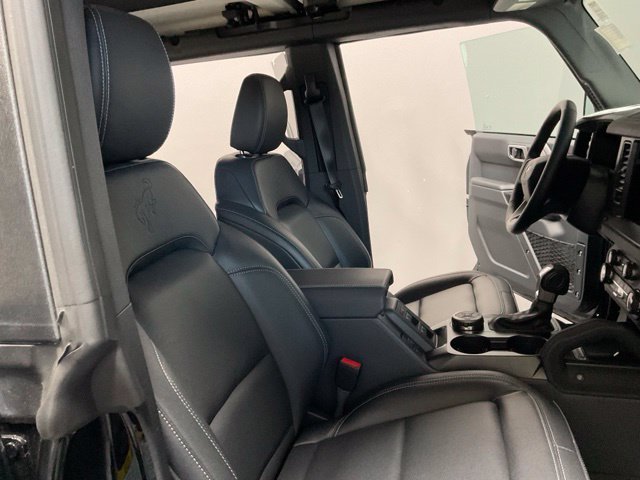 Used 2025 Ford Bronco Badlands AWD/4WD image 24