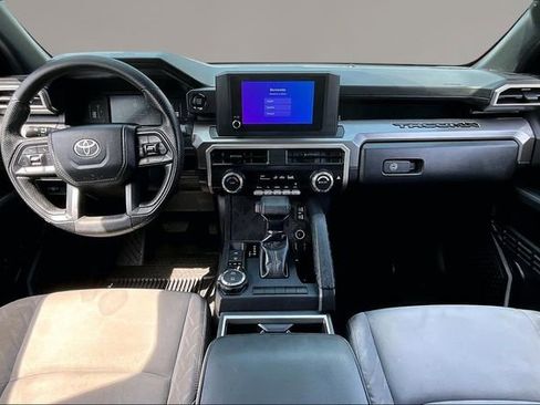 Used 2024 Toyota Tacoma SR5 AWD/4WD image 7