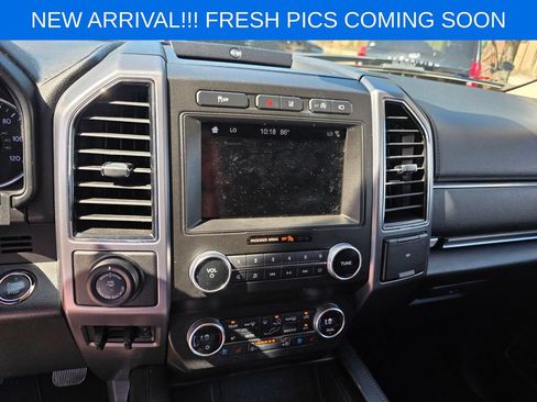 Used 2019 Ford Expedition Platinum RWD image 11