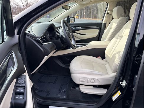 Used 2024 Buick Enclave Essence w/ Experience Buick Package image 16