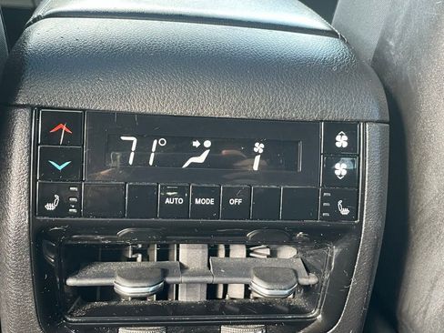 Certified 2022 Jeep Grand Cherokee L Limited image 26