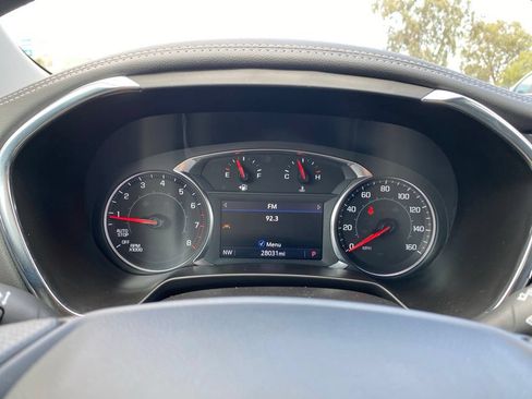 Used 2025 Chevrolet Blazer LT FWD image 27
