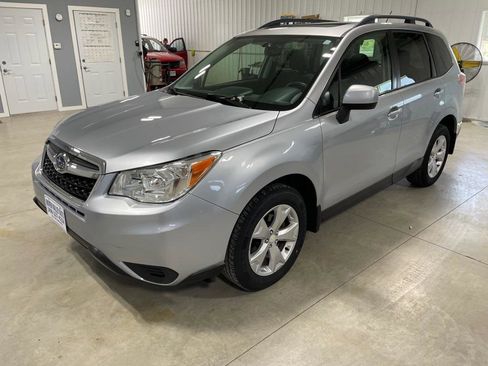 Used 2015 Subaru Forester 2.5i Premium w/ All-Weather Package AWD/4WD image 3