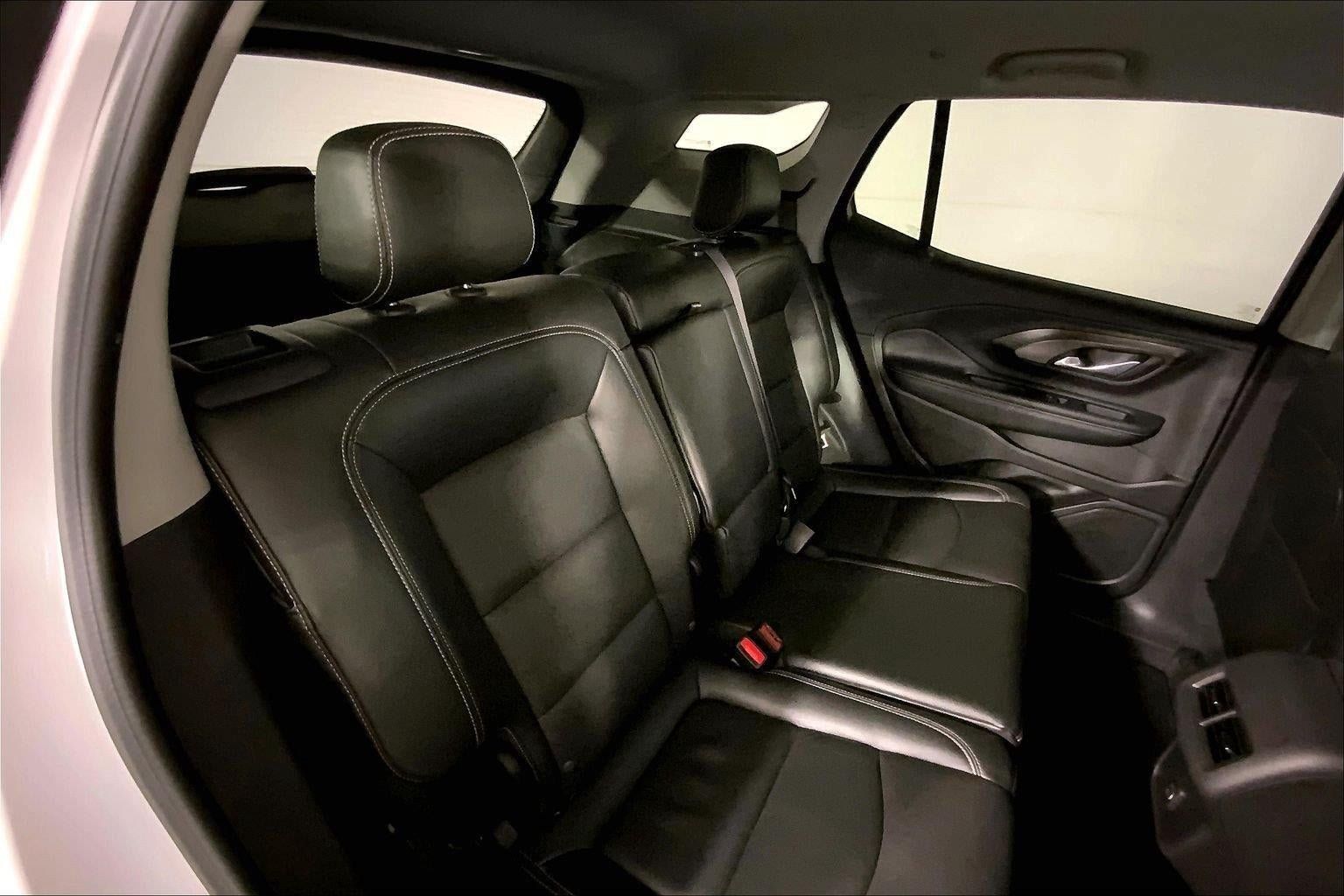 Used 2024 GMC Terrain SLT AWD/4WD image 23