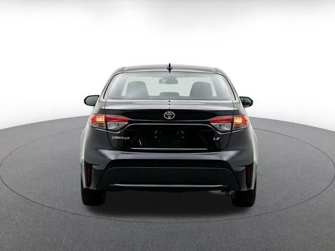 Used 2025 Toyota Corolla LE FWD image 8