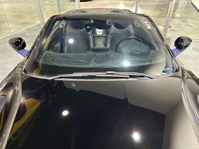 Used 2019 Aston Martin DB11 Volante RWD image 45