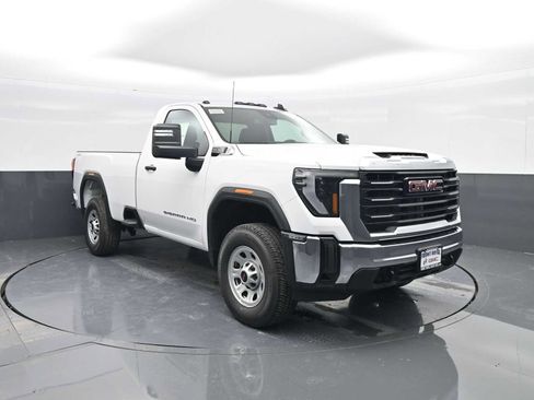 New 2025 GMC Sierra 3500 Pro image 1