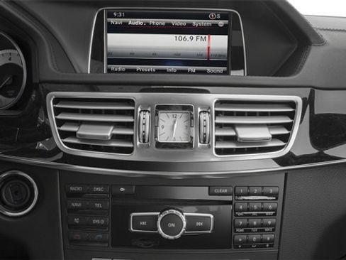 Used 2014 Mercedes-Benz E 350 Sedan image 9