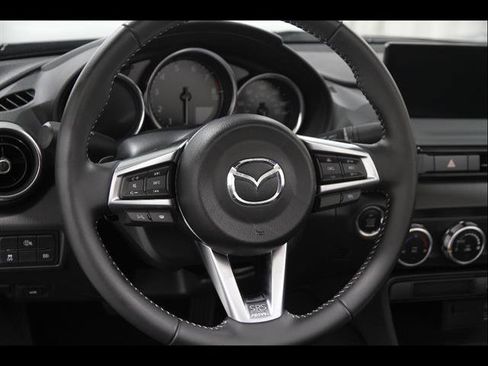 Used 2025 MAZDA MX-5 Miata Grand Touring RWD image 8