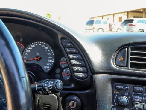 Used 1998 Chevrolet Corvette Coupe w/ Roof Pkg RWD image 67