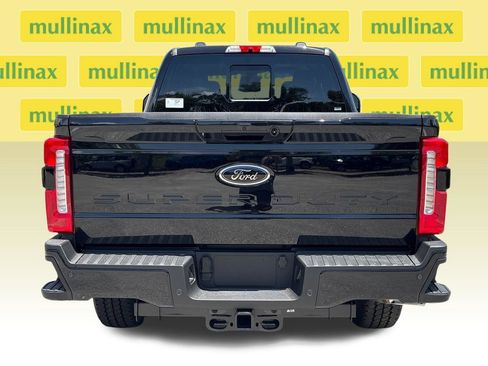 New 2026 Ford F250 Lariat w/ Black Appearance Package AWD/4WD image 8