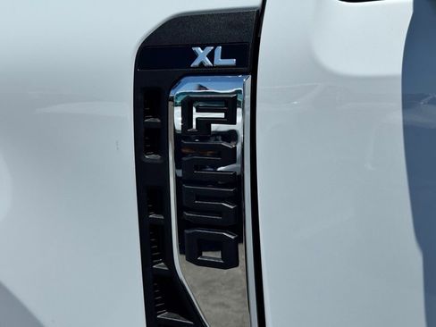 New 2025 Ford F250 XL w/ 360-Degree Camera Package AWD/4WD image 16