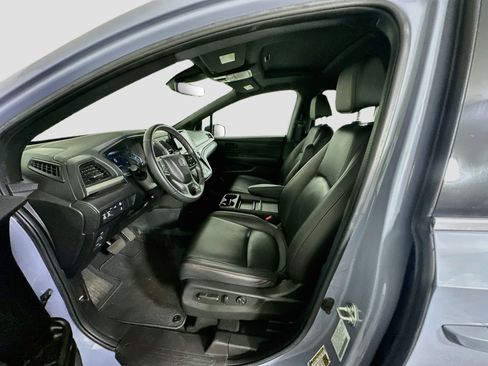 Used 2023 Honda Odyssey Sport image 13