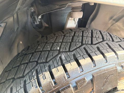 Used 2024 Tesla Cybertruck AWD Crew Cab image 16