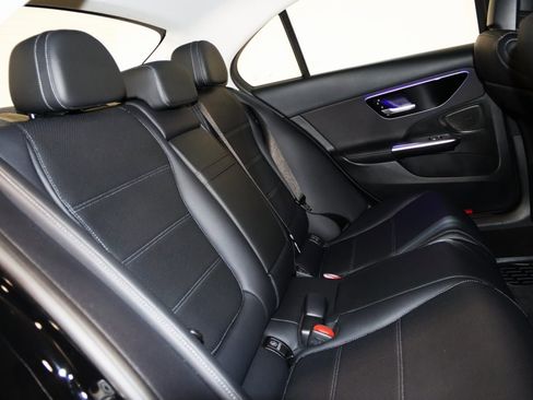 Used 2023 Mercedes-Benz C 300 4MATIC Sedan image 69