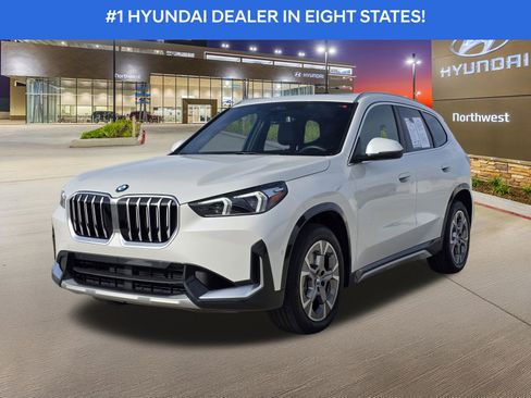 Used 2025 BMW X1 xDrive28i image 2
