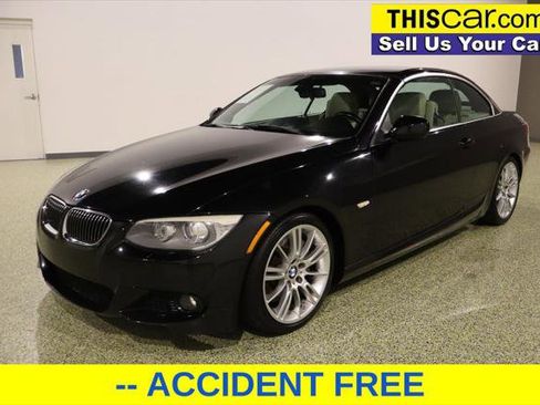 Used 2011 BMW 335i Convertible image 3