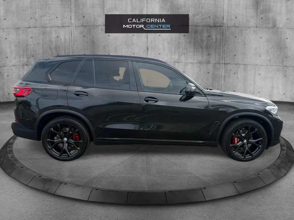 Used 2019 BMW X5 xDrive40i w/ Premium Package 2 AWD/4WD image 4