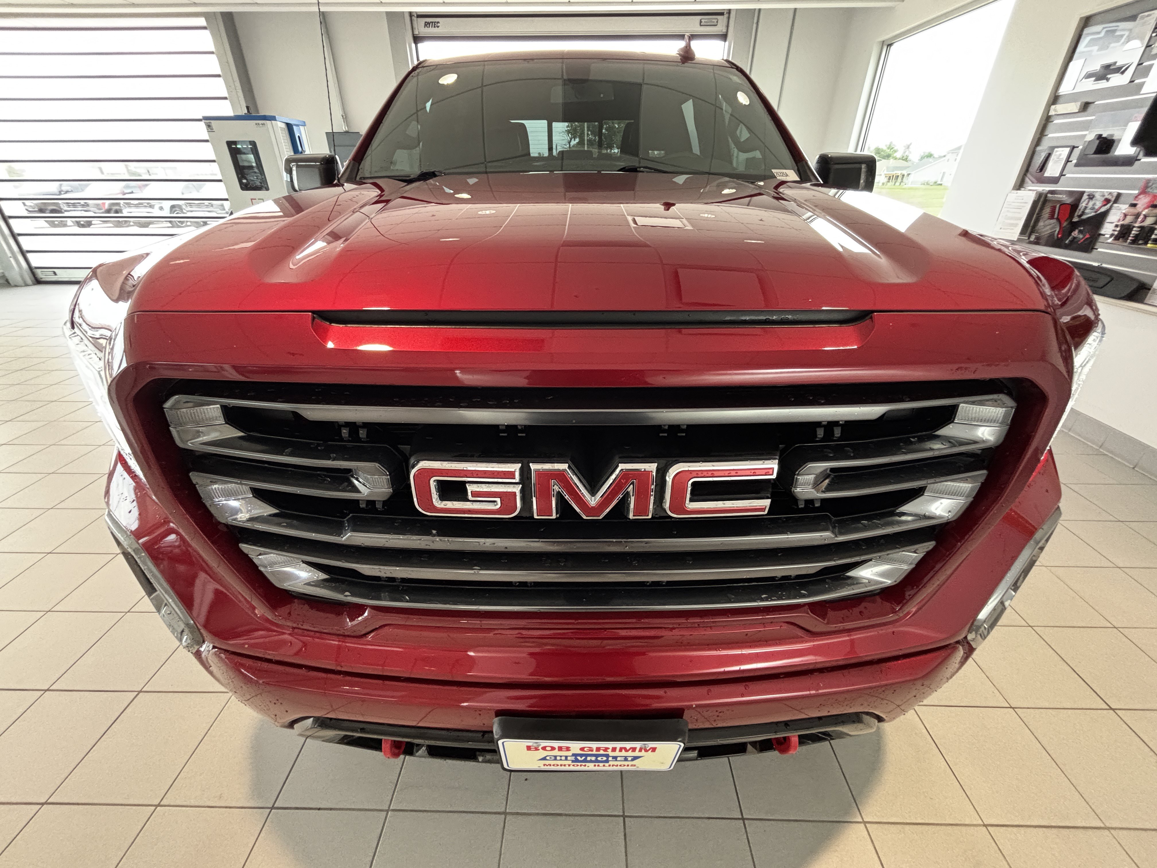 Used 2021 GMC Sierra 1500 AT4 w/ AT4 Preferred Package AWD/4WD image 5