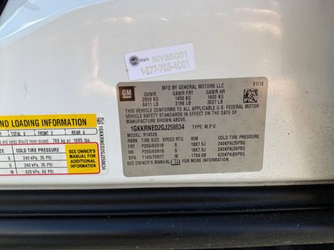 Used 2016 GMC Acadia SLE image 26