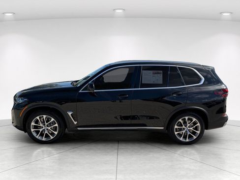 Certified 2025 BMW X5 sDrive40i w/ Climate Comfort Package RWD image 7