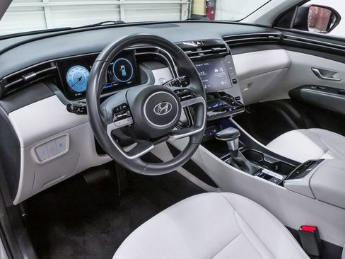 Certified 2023 Hyundai Tucson SEL w/ Convenience Package image 2