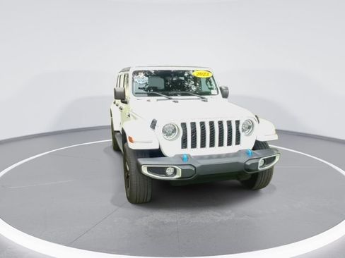 Used 2023 Jeep Wrangler Unlimited Sahara w/ Cold Weather Group AWD/4WD image 3