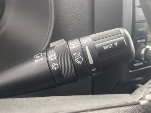 Used 2016 Jeep Patriot Latitude image 18