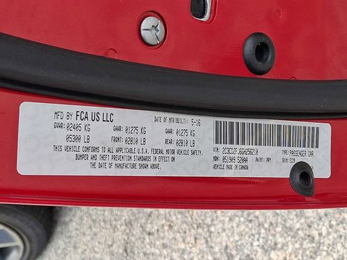 Used 2016 Dodge Challenger R/T Scat Pack w/ Leather Interior Group image 28