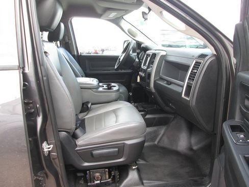 Used 2014 RAM 2500 Tradesman AWD/4WD image 25