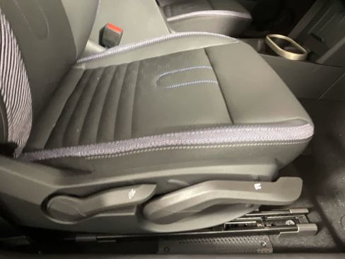 Certified 2025 MINI Cooper S FWD image 18
