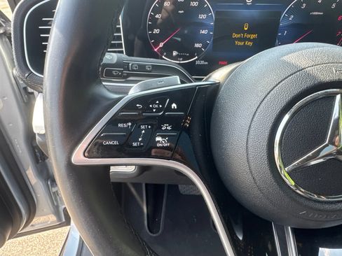 Used 2024 Mercedes-Benz GLS 450 4MATIC image 22