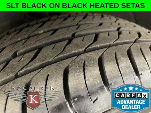 Used 2024 GMC Terrain SLT AWD/4WD image 8