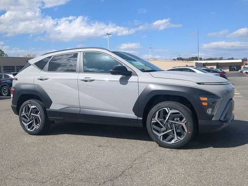 New 2026 Hyundai Kona SEL Premium AWD/4WD image 2
