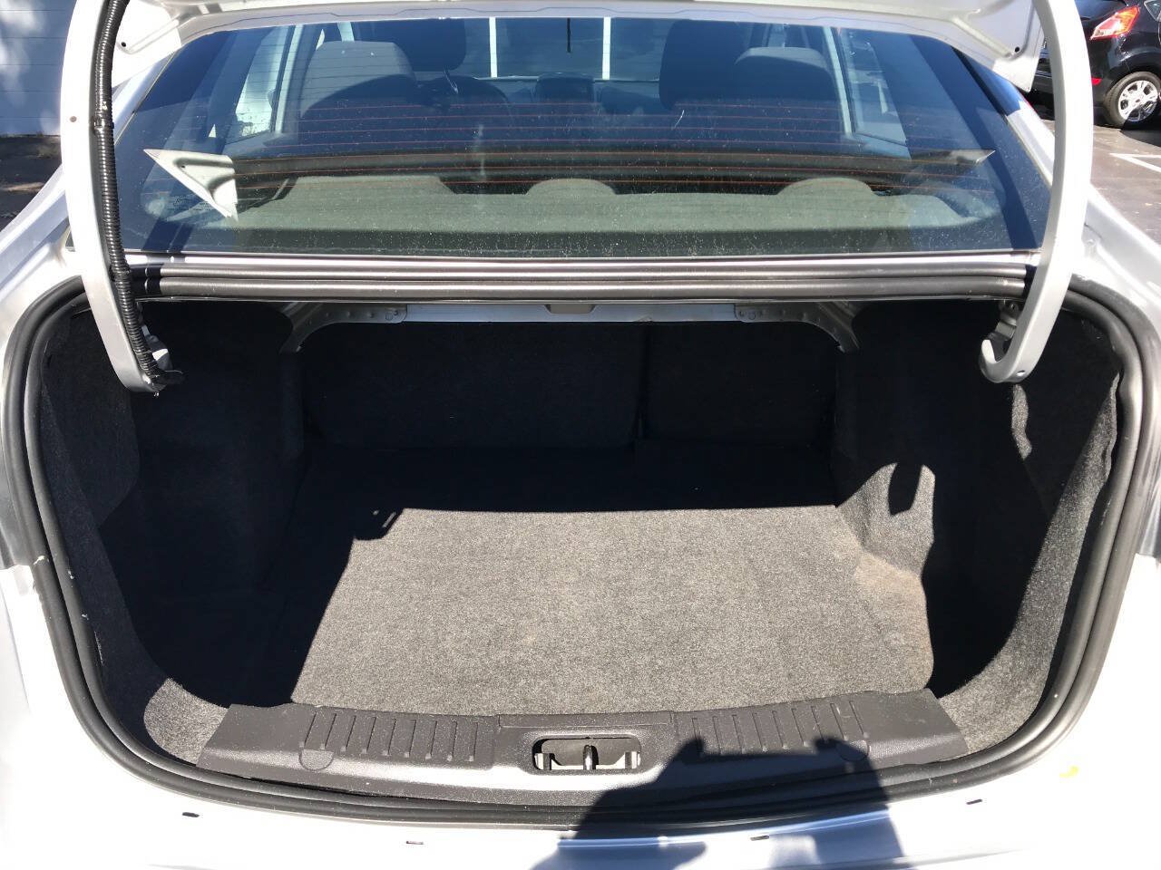 Used 2019 Ford Fiesta SE w/ Equipment Group 201A FWD image 12