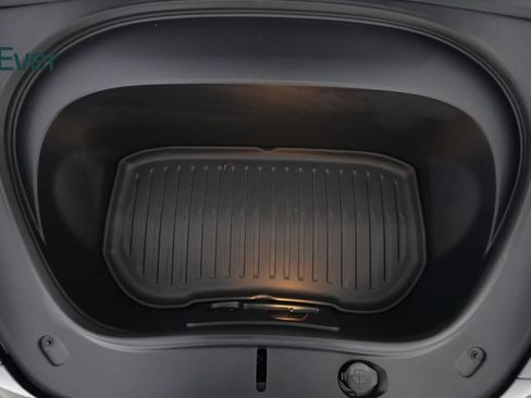 Used 2025 Tesla Model 3 Long Range RWD image 25