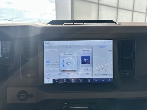 Used 2024 Ford Bronco Wildtrak image 33