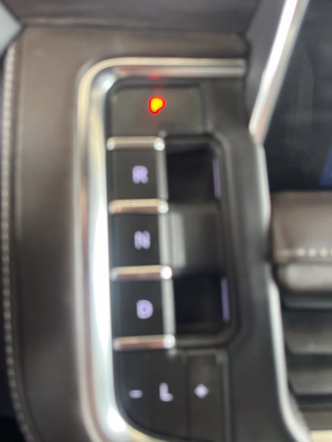 Used 2023 Chevrolet Tahoe LT w/ Luxury Package RWD image 19