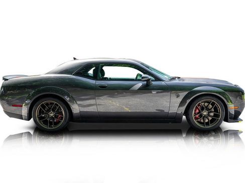 Used 2020 Dodge Challenger SRT Hellcat image 2