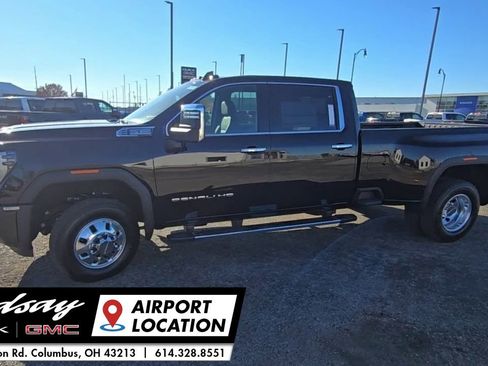 New 2026 GMC Sierra 3500 Denali w/ Denali Reserve Package image 7