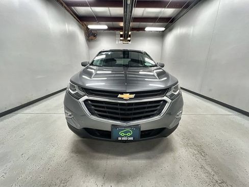 Used 2018 Chevrolet Equinox LT FWD image 3