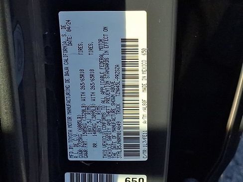 Used 2024 Toyota Tacoma TRD Sport AWD/4WD image 25