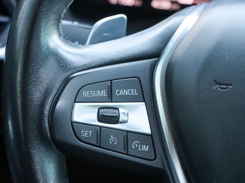 Used 2019 BMW 330i Sedan w/ Convenience Package image 28