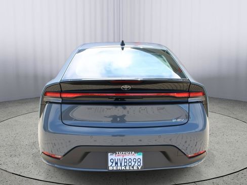 Used 2026 Toyota Prius LE w/ Protection Package #3 (TMS) FWD image 7