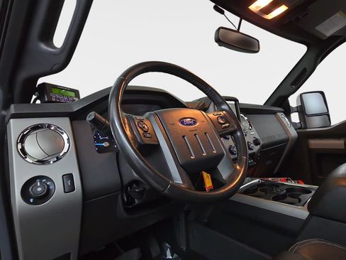 Used 2016 Ford F350 Lariat w/ Lariat Ultimate Package AWD/4WD image 14
